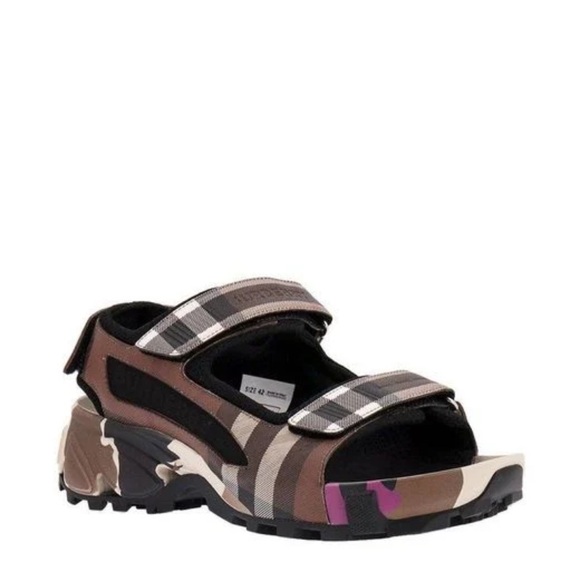 BURBERRY ARTHUR PRINT GRIP SPORTY(DESIGNER DAD)SANDALS DARKBIRCH BROWNCHK 11B/41 - Picture 2 of 10
